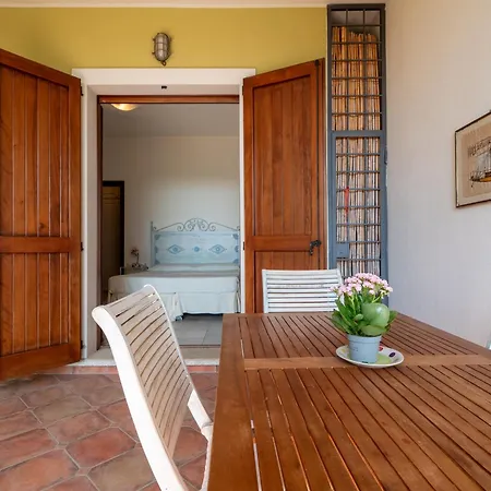 Apartment Ollastu Villasimius